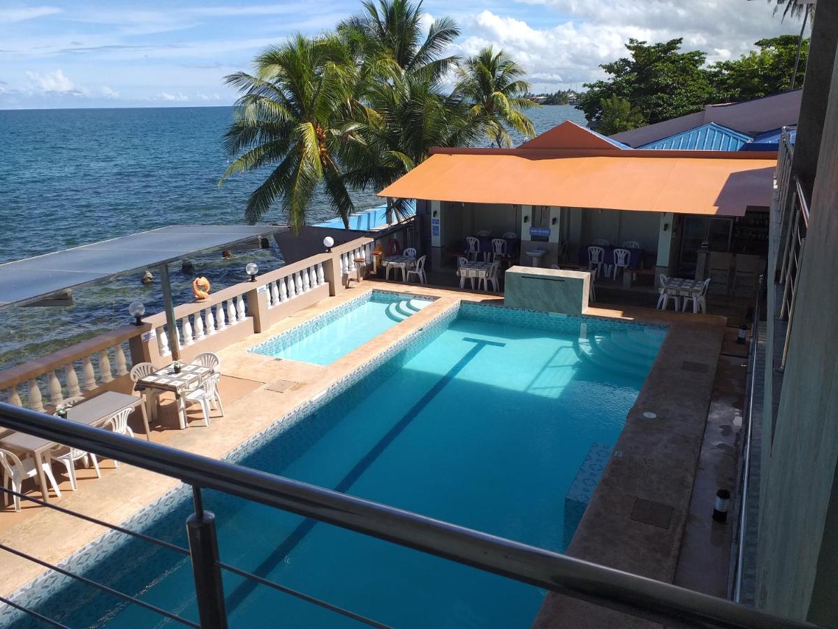 Ocean Breeze Resort Toledo Екстер'єр фото