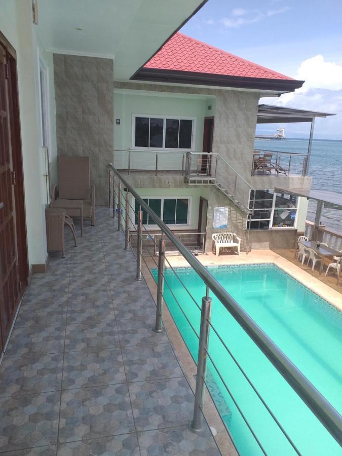 Ocean Breeze Resort Toledo Екстер'єр фото