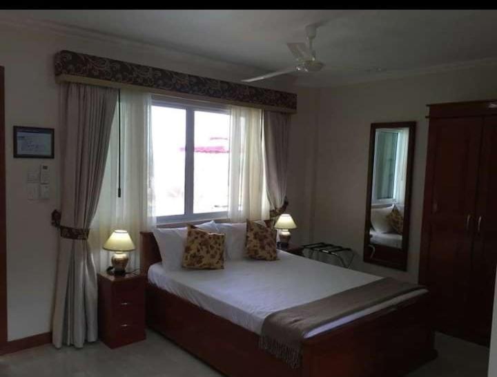 Ocean Breeze Resort Toledo Екстер'єр фото