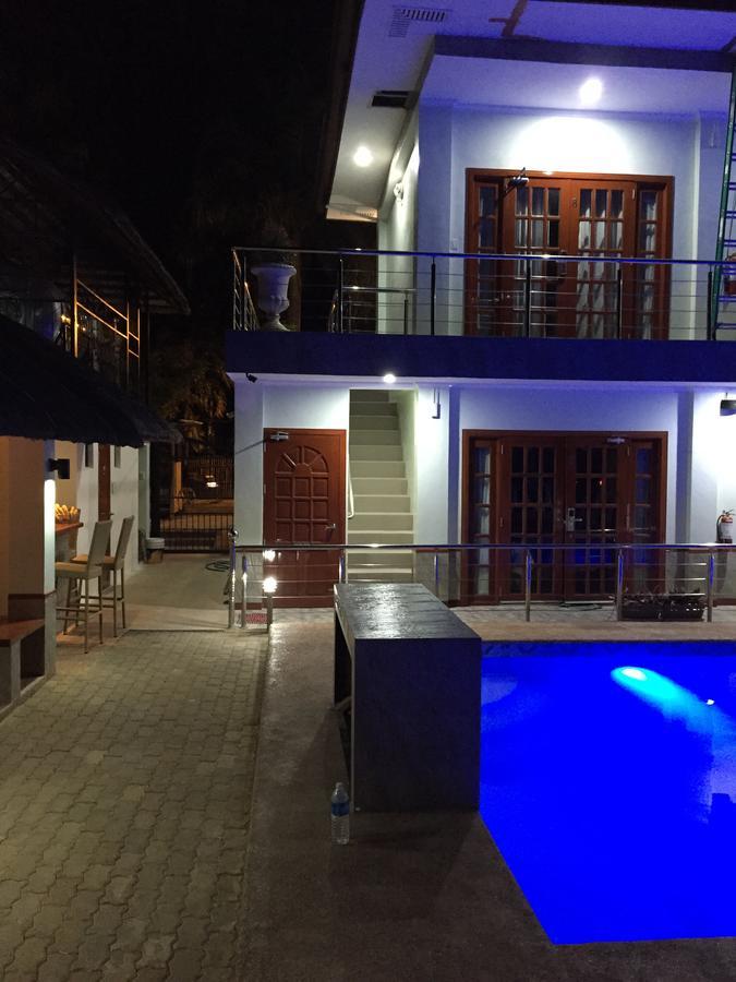 Ocean Breeze Resort Toledo Екстер'єр фото